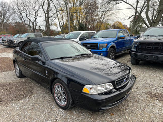 Used 2004 Volvo C70 HT image 1