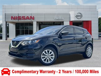 Used 2020 Nissan Rogue Sport S w/ Appearance Package image 1