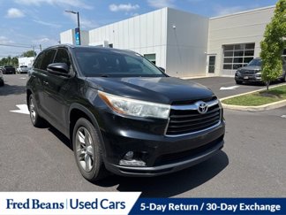 Used 2015 Toyota Highlander Limited image 1