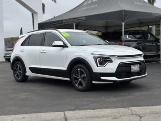 Certified 2023 Kia Niro EX image 1