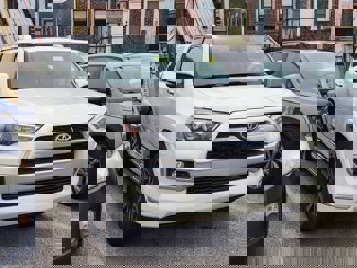 Used 2015 Toyota 4Runner Limited image 1
