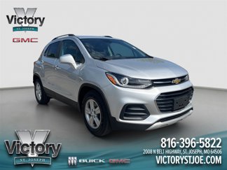Used 2020 Chevrolet Trax LT w/ LT Convenience Package image 1
