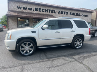 Used 2009 Cadillac Escalade AWD image 1