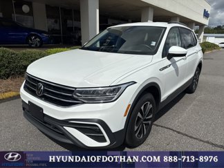 Used 2024 Volkswagen Tiguan S image 1
