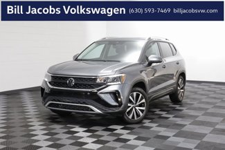 Certified 2022 Volkswagen Taos SE w/ Panoramic Sunroof Package image 1