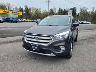 Used 2019 Ford Escape SE image 1