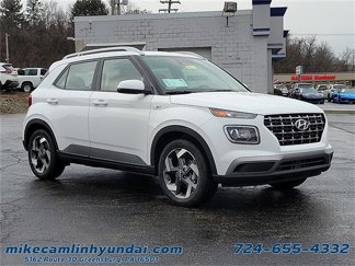 New 2025 Hyundai Venue SEL image 1