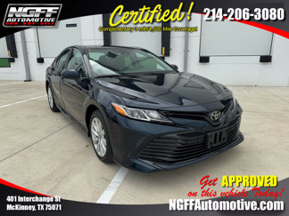 Used 2020 Toyota Camry LE image 1