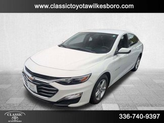 Used 2020 Chevrolet Malibu LS w/ Driver Confidence Package II image 1