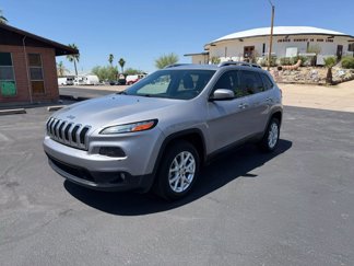 Used 2018 Jeep Cherokee Latitude Plus w/ Comfort/Convenience Group image 1