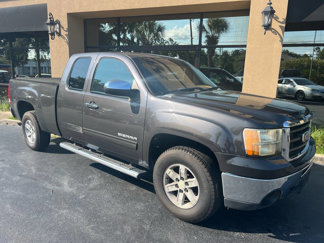 Used 2010 GMC Sierra 1500 SLE image 1
