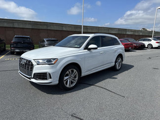 Used 2021 Audi Q7 3.0T Premium w/ Convenience Package image 1