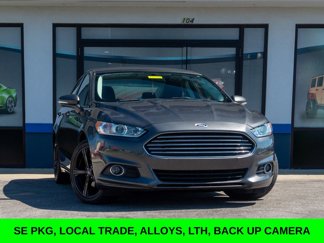 Used 2016 Ford Fusion SE image 1