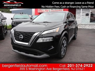 Used 2023 Nissan Rogue SV image 1