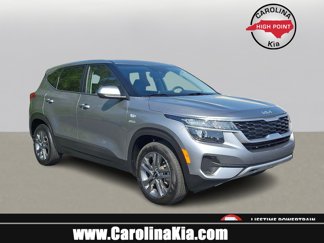 Used 2023 Kia Seltos LX image 1
