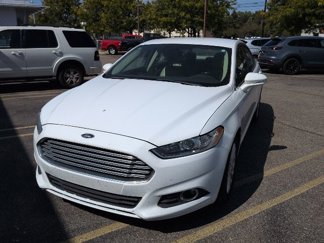Used 2013 Ford Fusion SE image 1