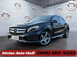 Used 2015 Mercedes-Benz GLA 250 4MATIC w/ Premium Package image 1