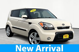 Used 2011 Kia Soul ! w/ Premium Pkg image 1