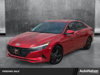 Used 2023 Hyundai Elantra SEL image 1