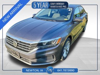 Used 2021 Volkswagen Passat 2.0T S image 1