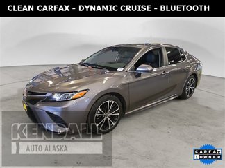 Used 2019 Toyota Camry SE image 1