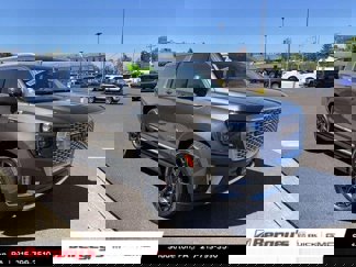 Used 2021 GMC Yukon XL Denali w/ Denali Ultimate Package image 1