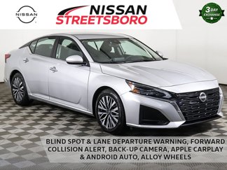 Used 2023 Nissan Altima 2.5 SV image 1