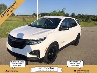 Used 2023 Chevrolet Equinox LS w/ LS Convenience Package image 1