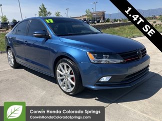 Used 2017 Volkswagen Jetta SE image 1