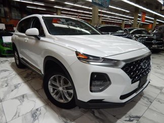 Used 2019 Hyundai Santa Fe SE image 1