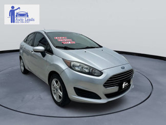 Used 2017 Ford Fiesta SE image 1