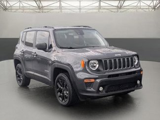 Used 2023 Jeep Renegade Latitude w/ Sun/Sound Group image 1