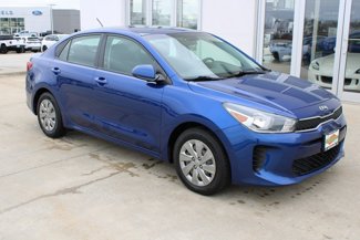 Used 2020 Kia Rio S image 1