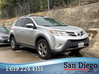 Used 2015 Toyota RAV4 XLE image 1
