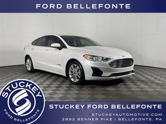 Used 2019 Ford Fusion SE image 1