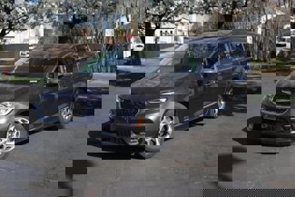 Used 2023 Chrysler Pacifica Limited image 1
