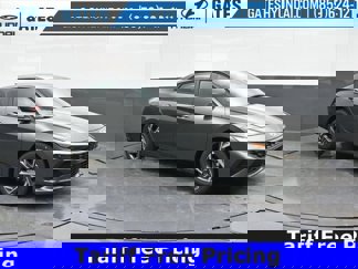 New 2025 Hyundai Elantra Sport image 1