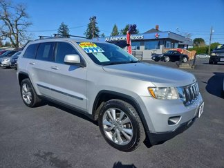 Used 2013 Jeep Grand Cherokee Laredo image 1