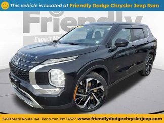 Used 2022 Mitsubishi Outlander SE image 1