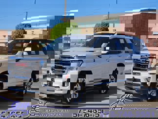 Used 2022 GMC Yukon SLT w/ SLT Luxury Package image 1