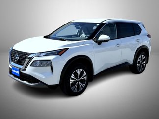 Used 2021 Nissan Rogue SV image 1