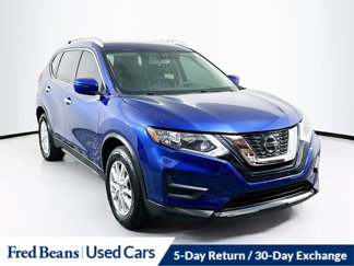 Used 2018 Nissan Rogue SV image 1