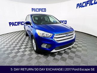 Used 2017 Ford Escape SE image 1