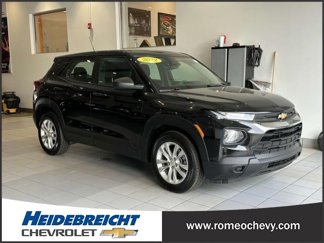 Used 2022 Chevrolet TrailBlazer LS image 1