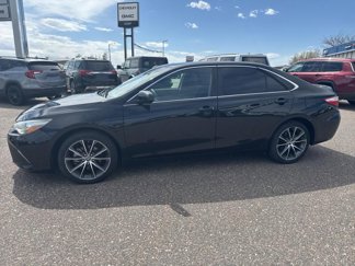 Used 2015 Toyota Camry XSE image 1