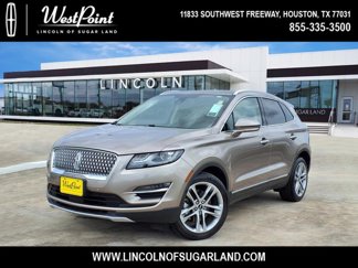 Used 2019 Lincoln MKC Reserve image 1