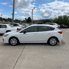 Used 2017 Subaru Impreza 2.0i image 1