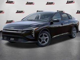 New 2025 Kia K4 LXS image 1