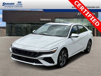 Used 2024 Hyundai Elantra SEL w/ Convenience Package image 1