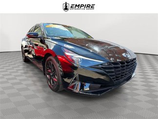 Used 2023 Hyundai Elantra SEL image 1
